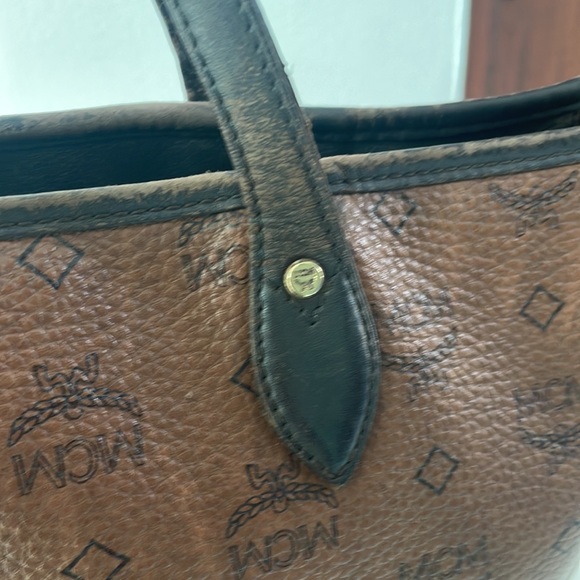 MCM brown stripe visetos top zipper large tote bag - Picture 14 of 17